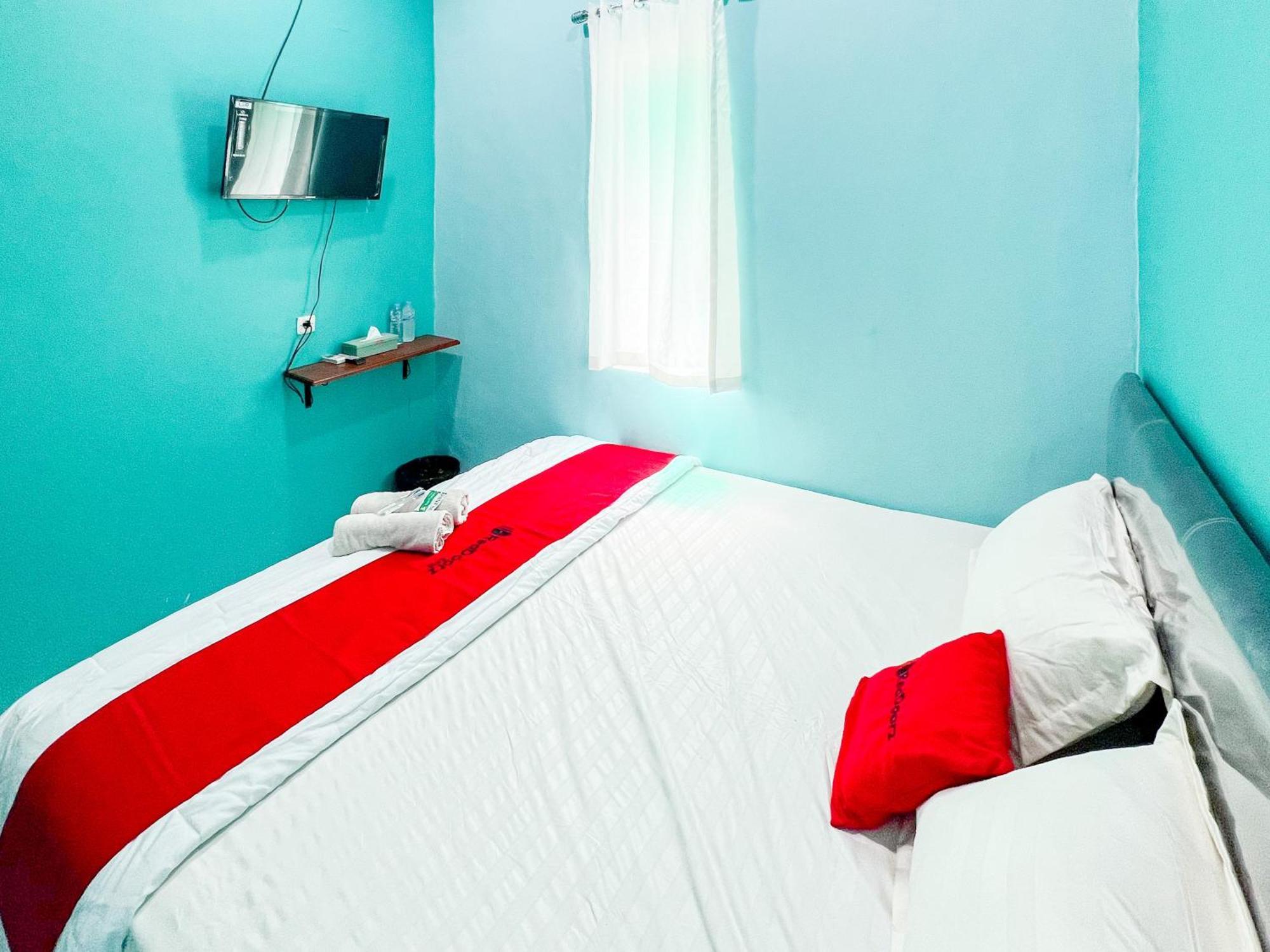 Reddoorz Near Sunrise Mall Mojokerto Exterior photo